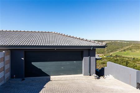 False - House For Sale in Seemeeu Park, Mossel Bay, Western Cape - M123850