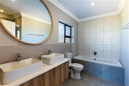 False - House For Sale in Seemeeu Park, Mossel Bay, Western Cape - M123850