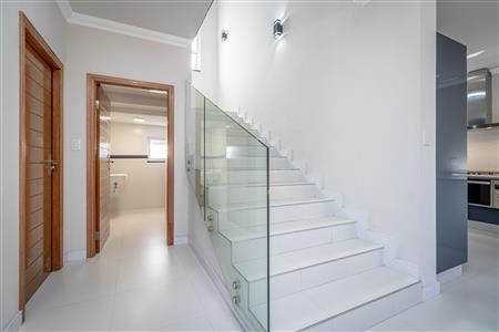 False - House Sold in Fourways, Sandton, Gauteng - M123666