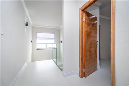 False - House Sold in Fourways, Sandton, Gauteng - M123666