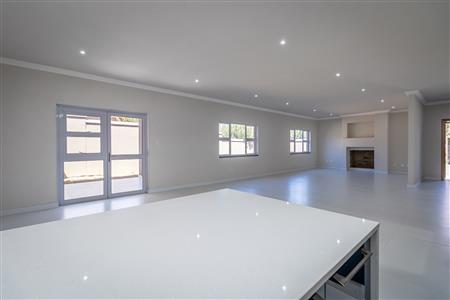 False - House Sold in Fourways, Sandton, Gauteng - M123666