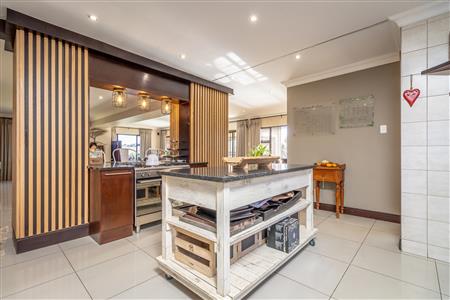False - House For Sale in Berg En Dal, Heidelberg, Gauteng - M123876