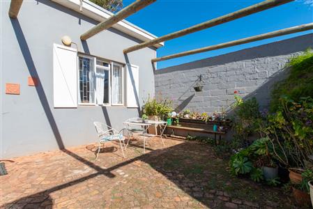 False - House For Sale in Napier, Western Cape - M123901