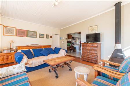False - House For Sale in Napier, Western Cape - M123901