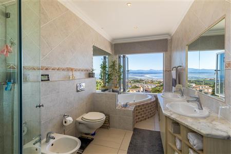 False - House For Sale in Piesang Valley, Plettenberg Bay, Western Cape - M123907