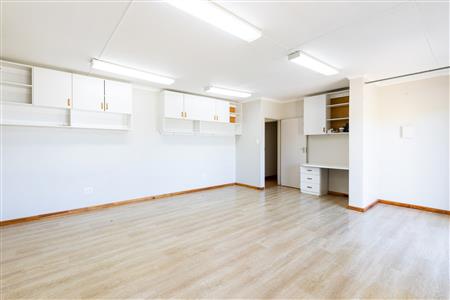 False - House Unavailable in Riversdale, Western Cape - M123914