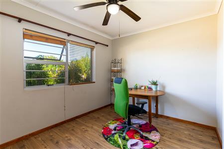 False - House Unavailable in Riversdale, Western Cape - M123914