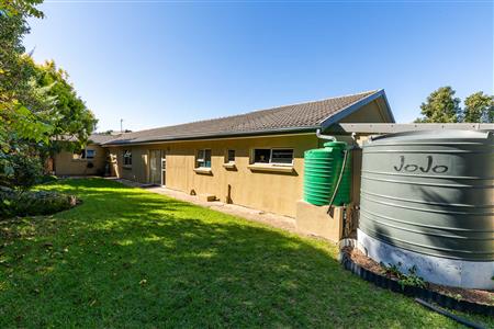 False - House Unavailable in Riversdale, Western Cape - M123914