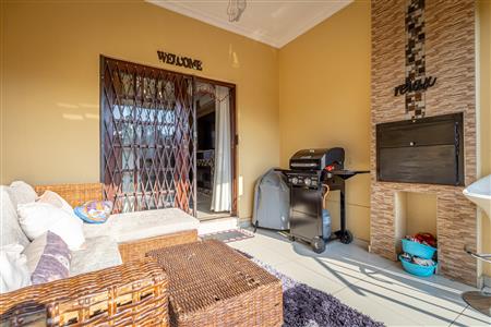 False - House For Sale in Broadacres, Sandton, Gauteng - M123963