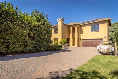 False - House withdrawn in Maroeladal, Randburg - M123973