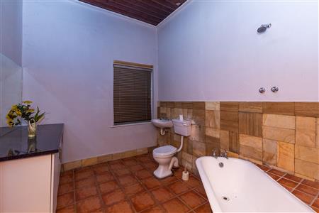False - Office For Sale in Riversdale, Western Cape - M123992