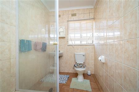 False - House For Sale in Geelhoutpark, Rustenburg, North West - M124026