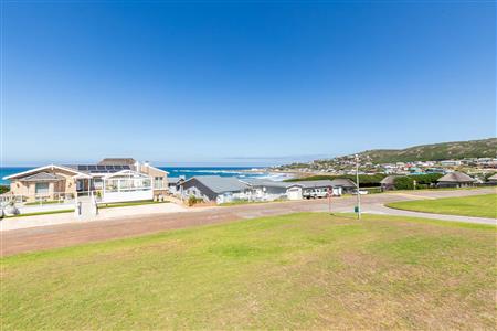 False - House For Sale in Jongensfontein, Stilbaai, Western Cape - M124060