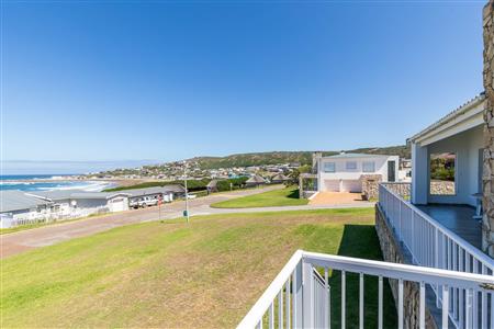 False - House For Sale in Jongensfontein, Stilbaai, Western Cape - M124060