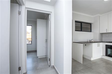 False - Apartment For Sale in Lincoln Meade, Pietermaritzburg, KwaZulu Natal - M124061