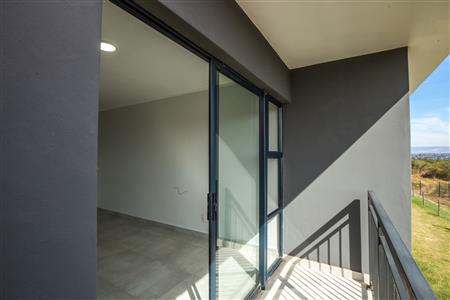 False - Apartment For Sale in Lincoln Meade, Pietermaritzburg, KwaZulu Natal - M124061
