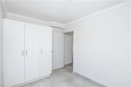 False - Apartment For Sale in Lincoln Meade, Pietermaritzburg, KwaZulu Natal - M124061