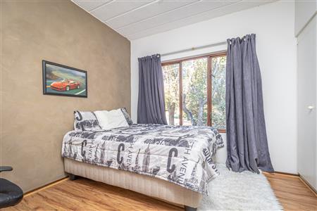 False - Apartment For Sale in Douglasdale, Sandton, Gauteng - M124078