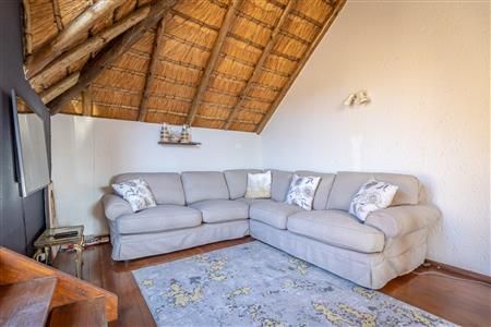 False - Apartment For Sale in Douglasdale, Sandton, Gauteng - M124078