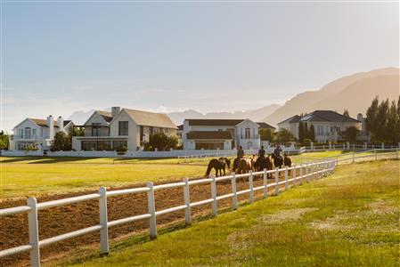 False - House Unavailable in Val de Vie Estate, Paarl, Western Cape - M124148