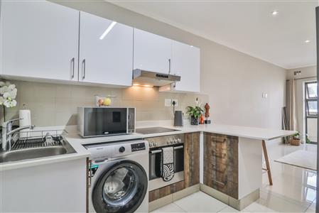 False - Apartment For Sale in New Town Centre, Umhlanga Ridge, Umhlanga, KwaZulu Natal - M124197