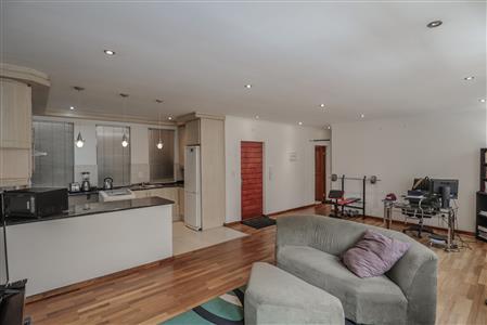 False - Apartment For Sale in Johannesburg Central, Johannesburg, Gauteng - M124250