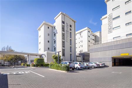False - Apartment For Sale in Dunkeld, Johannesburg, Gauteng - M124309