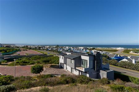 False - Vacant Land For Sale in Stilbaai Oos, Stilbaai, Western Cape - M124317