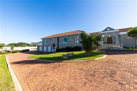 False - House For Sale in Stilbaai Wes, Stilbaai, Western Cape - M124363