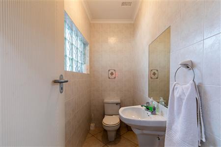 False - House For Sale in Stilbaai Wes, Stilbaai, Western Cape - M124363