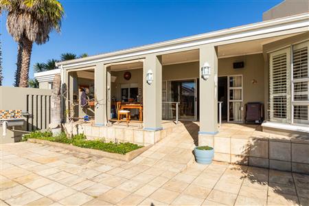 False - House For Sale in Stilbaai Wes, Stilbaai, Western Cape - M124363