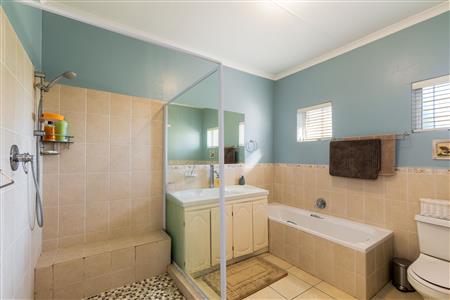 False - House For Sale in Stilbaai Wes, Stilbaai, Western Cape - M124363