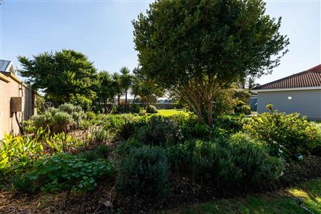 False - House For Sale in Stilbaai Wes, Stilbaai, Western Cape - M124363