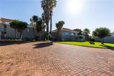 False - House For Sale in Stilbaai Wes, Stilbaai, Western Cape - M124363