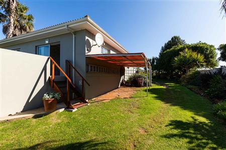 False - House For Sale in Stilbaai Wes, Stilbaai, Western Cape - M124363