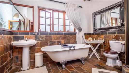 False - Farm For Sale in Chartwell, Randburg, Gauteng - M124372