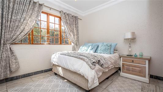 False - Farm For Sale in Chartwell, Randburg, Gauteng - M124372