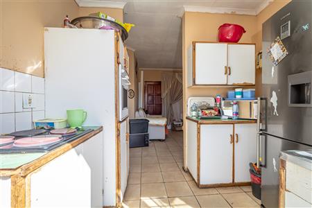 False - House For Sale in Geelhoutpark, Rustenburg, North West - M124370