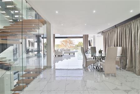 False - House for sale in Umhlanga, KwaZulu Natal - M124377