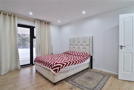 False - House for sale in Umhlanga, KwaZulu Natal - M124377