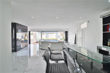 False - House for sale in Umhlanga, KwaZulu Natal - M124377