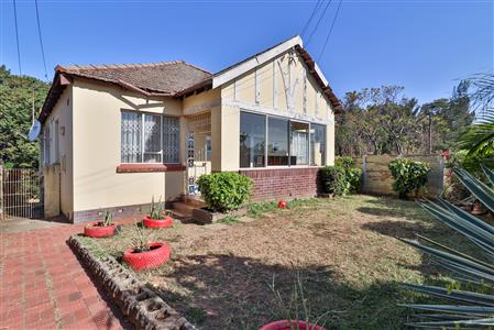 False - House for sale in Sherwood, Durban, KwaZulu Natal - M124379