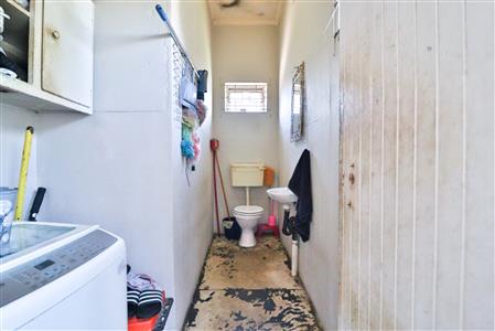 False - House for sale in Sherwood, Durban, KwaZulu Natal - M124379