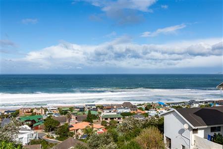 False - Vacant Land For Sale in Outeniqua Strand, Groot Brakrivier, Western Cape - M124395