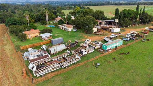False - Farm for sale in Hekpoort, Krugersdorp - M124448