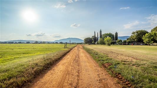 False - Farm for sale in Hekpoort, Krugersdorp - M124448