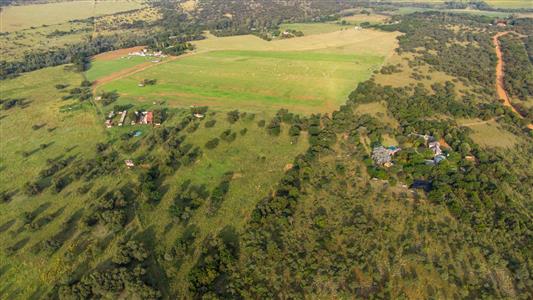 False - Farm for sale in Hekpoort, Krugersdorp - M124448