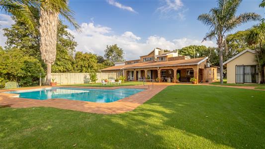 False - Farm for sale in Hekpoort, Krugersdorp - M124448