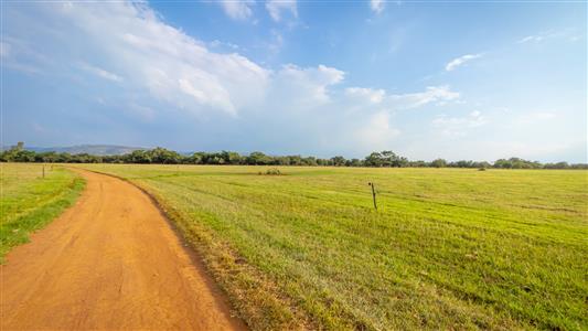 False - Farm for sale in Hekpoort, Krugersdorp - M124448
