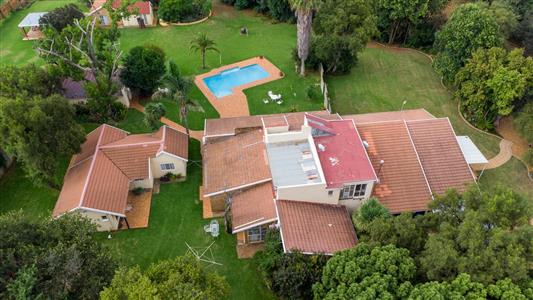 False - Farm for sale in Hekpoort, Krugersdorp - M124448